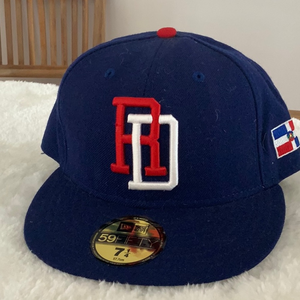 Fitted DR hat excellent used condition